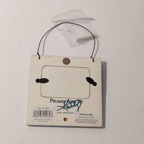 Slat Wood Mini Hanging Frame - Any Day at the beach is a good day - Picture 3 of 3